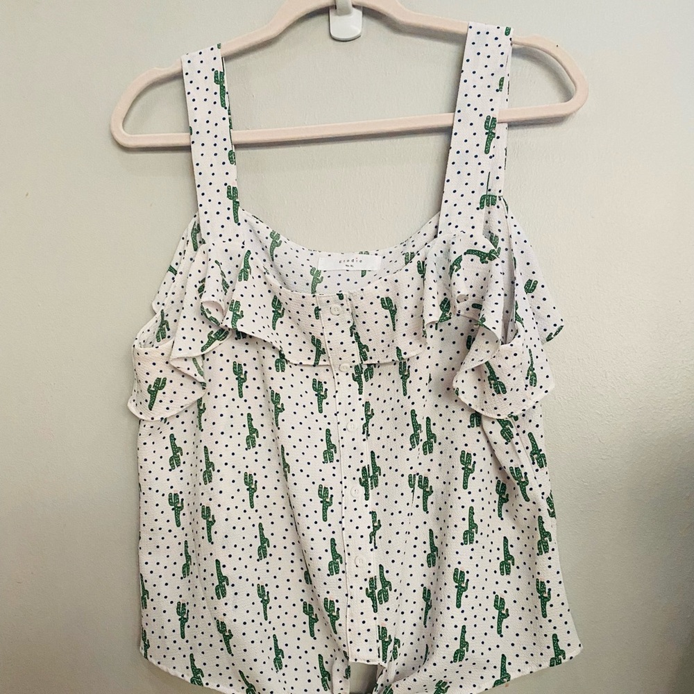Tie front cactus tank